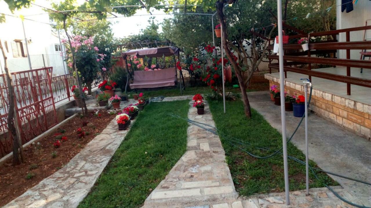 Michael'S Lägenhet Zadar Exteriör bild